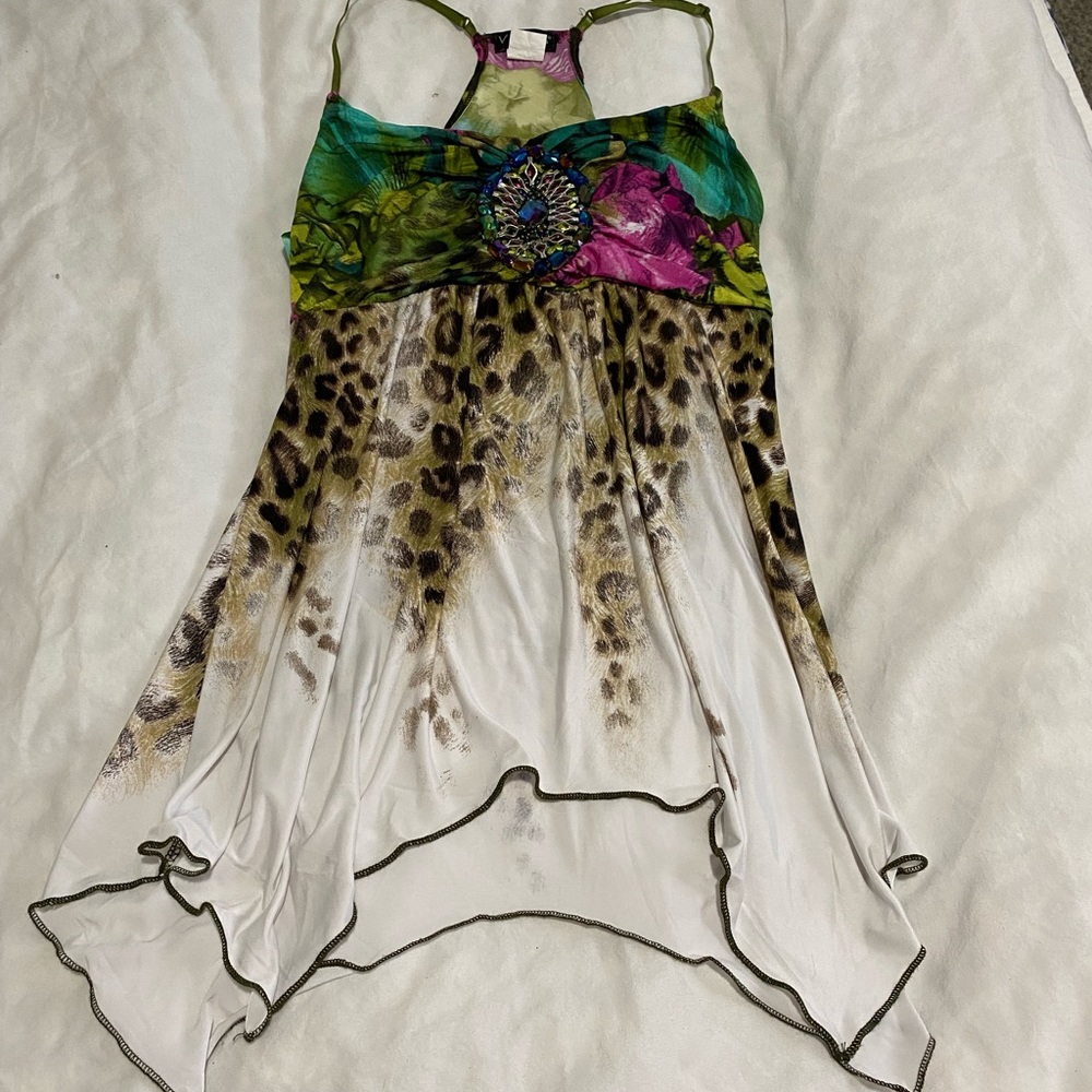 Bejeweled Venus tank top with wild print